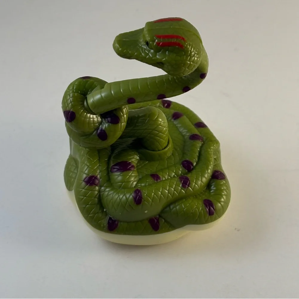 McDonald's Disney The Wild Larry the Snake #5 Happy Meal Toy‎ 2006 Moves